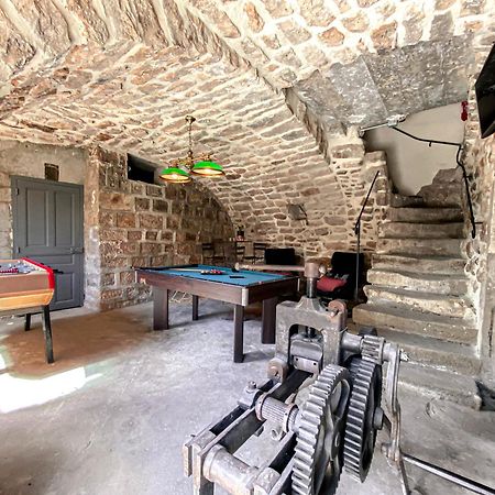 Auberge De La Tour De Brison Sanilhac  Екстериор снимка