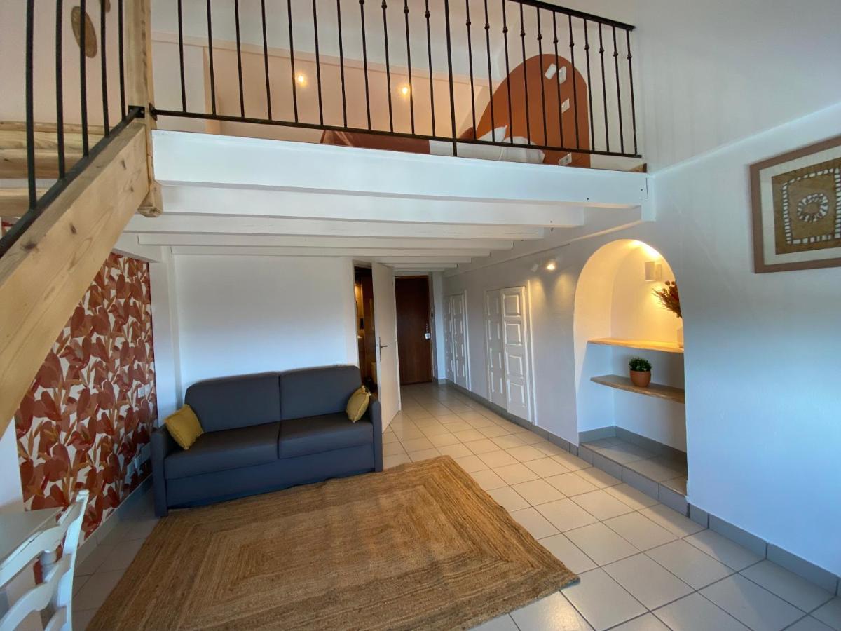 Auberge De La Tour De Brison Sanilhac  Екстериор снимка