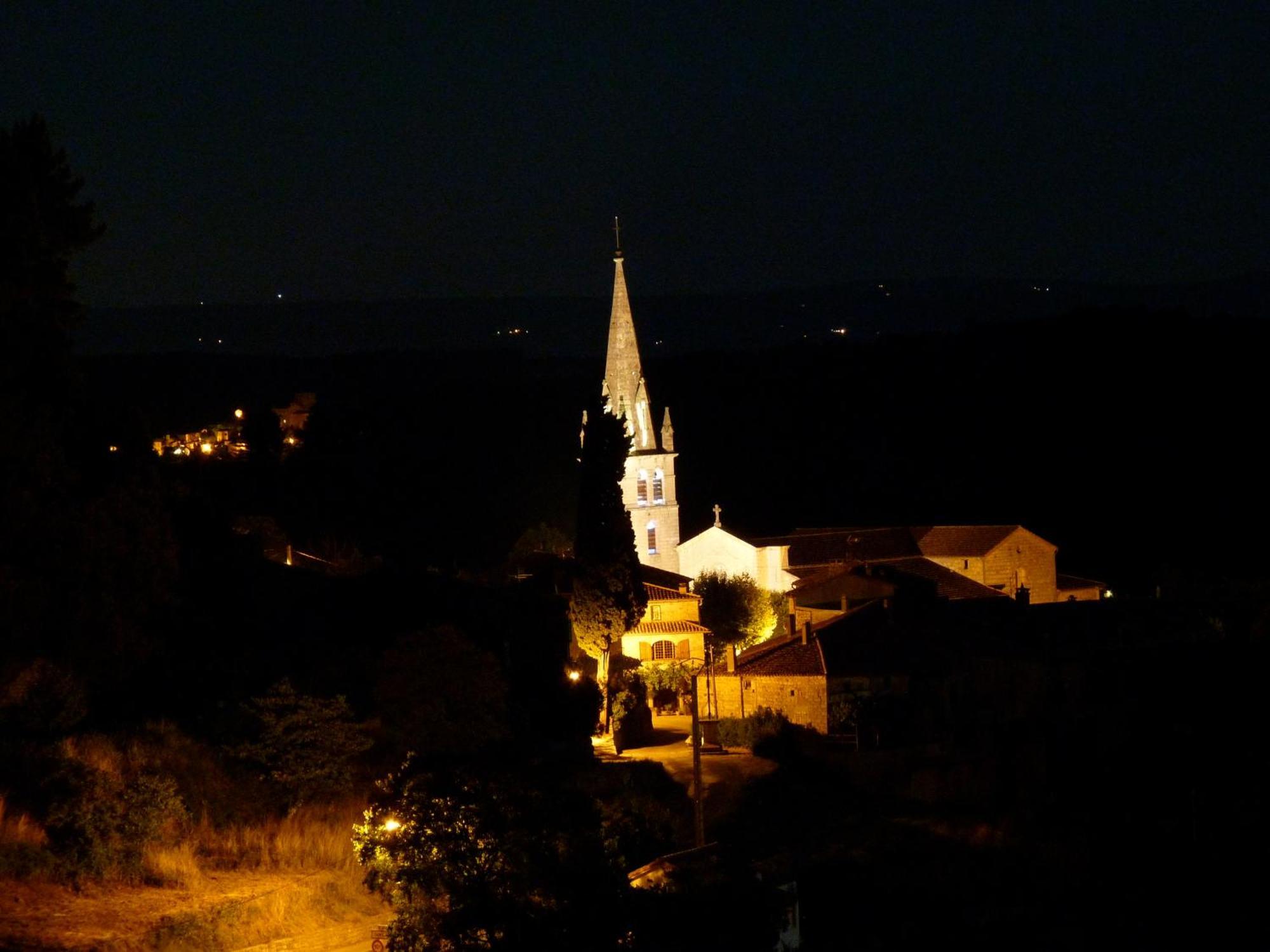 Auberge De La Tour De Brison Sanilhac  Екстериор снимка